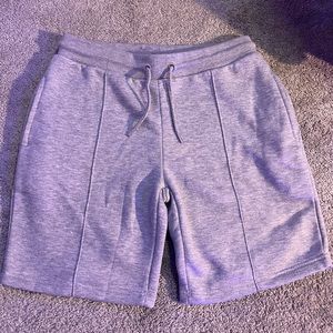 Grey shorts